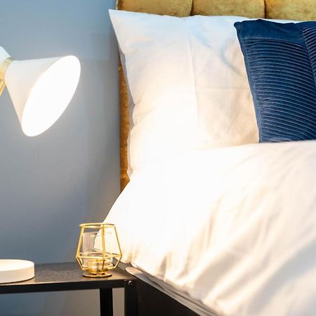 Chic Studio Oasis, West Midlands! Apartment Birmingham Luaran gambar